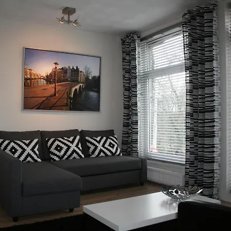 Frankendael Apartmán *